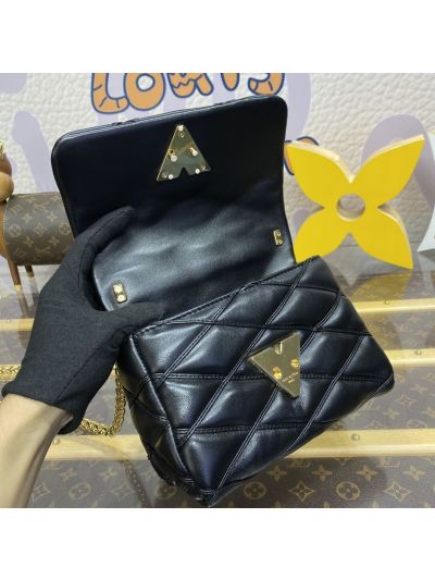 louis-vuitton-black-quilted-turn-lock-top-handle-bag-rxlvj01312-08