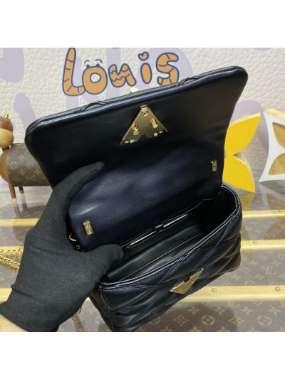louis-vuitton-black-quilted-turn-lock-top-handle-bag-rxlvj01312-09