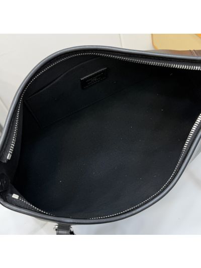 louis-vuitton-black-single-handle-shoulder-bag-rxlvj01164-07