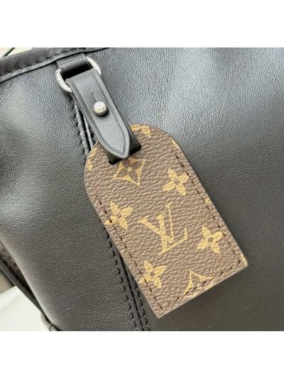 louis-vuitton-black-single-handle-shoulder-bag-rxlvj01164-17