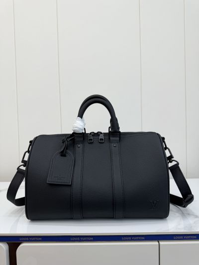 Louis Vuitton Keepall Bandoulière 35 Black Textured Compact Travel Bag M15249