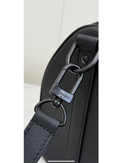 louis-vuitton-black-textured-compact-travel-bag-rxlvj01228-03