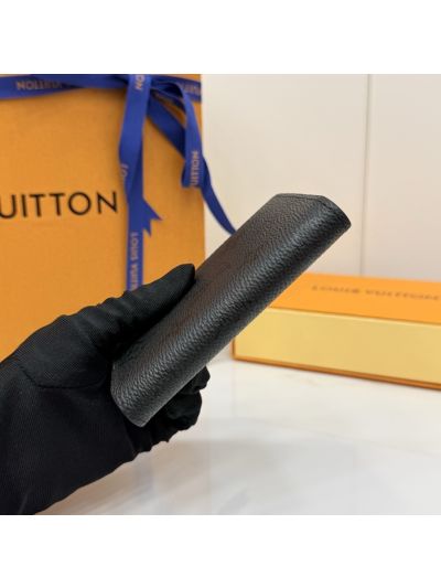 louis-vuitton-black-textured-vertical-card-wallet-rxlvj01281-04