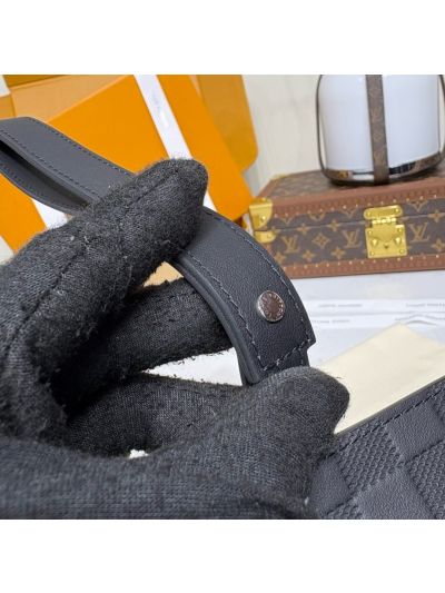 louis-vuitton-black-tonal-checkerboard-wristlet-pouch-rxlvj01171-03