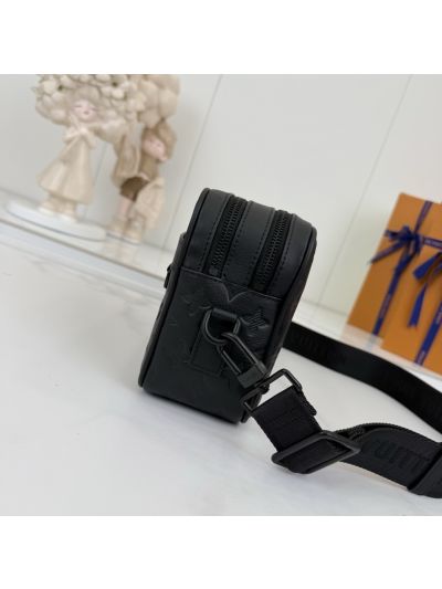 louis-vuitton-black-tonal-monogram-crossbody-bag-rxlvj01267-09