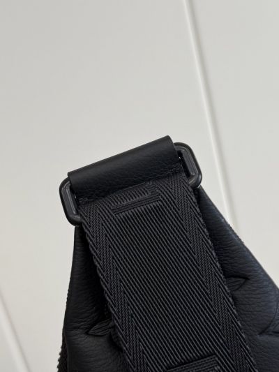 louis-vuitton-black-tonal-monogram-sling-bag-rxlvj01290-04