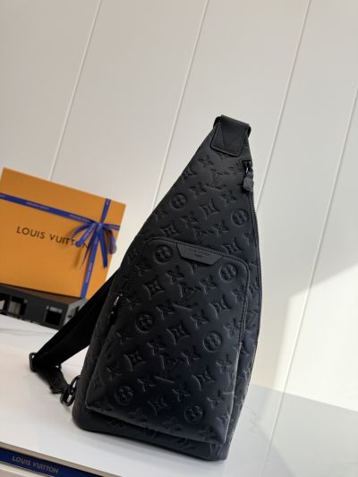 louis-vuitton-black-tonal-monogram-sling-bag-rxlvj01290-10