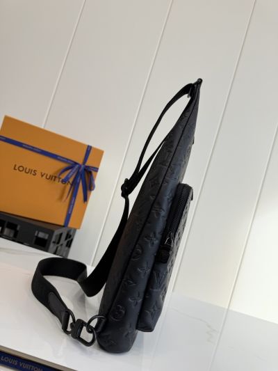 louis-vuitton-black-tonal-monogram-sling-bag-rxlvj01290-14