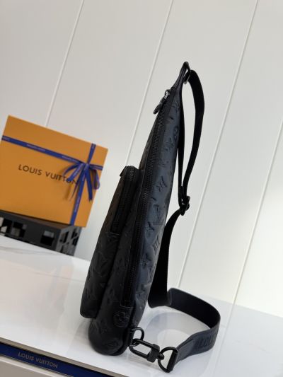 louis-vuitton-black-tonal-monogram-sling-bag-rxlvj01290-15