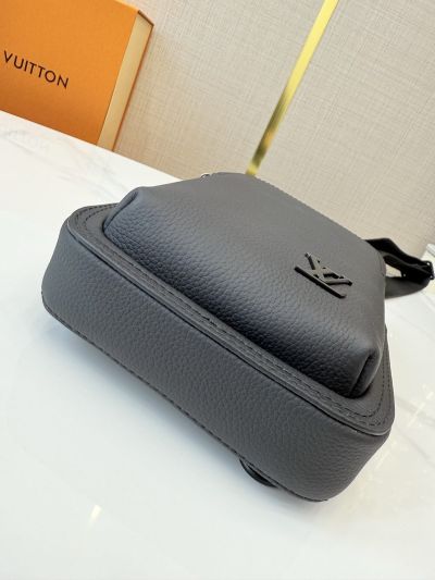 louis-vuitton-black-vertical-sling-bag-rxlvj01295-08