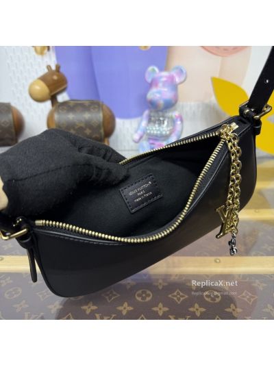louis-vuitton-black-zip-shoulder-bag-with-charm-chain-rxlvj02125-04