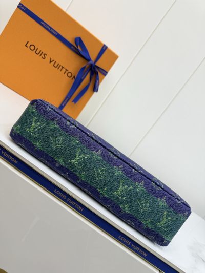louis-vuitton-blue-and-green-striped-monogram-pouch-rxlvj01217-08