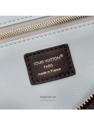 louis-vuitton-blue-monogram-toiletry-pouch-rxlvj10170-02