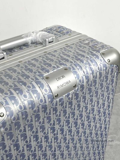 louis-vuitton-blue-patterned-silver-tone-rolling-suitcase-rxlvj10182-03