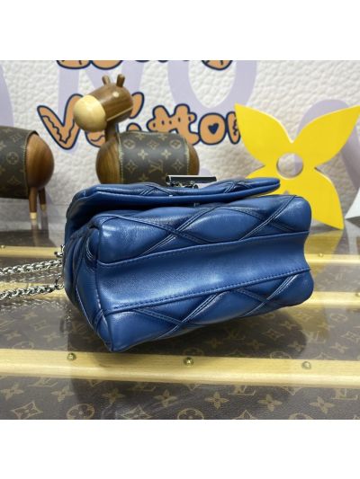 louis-vuitton-blue-quilted-turn-lock-top-handle-bag-rxlvj01310-04