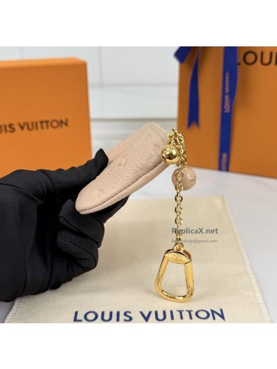 louis-vuitton-blush-embossed-monogram-zip-key-pouch-rxlvj01391-04