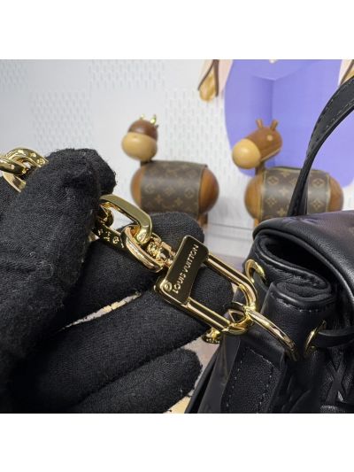 Louis Vuitton Bosphore 25 Monogram Multicolore
