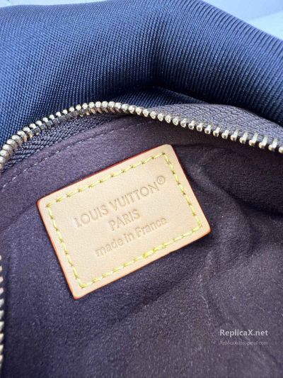 louis-vuitton-brown-monogram-compact-chain-pouch-rxlvj01615-04
