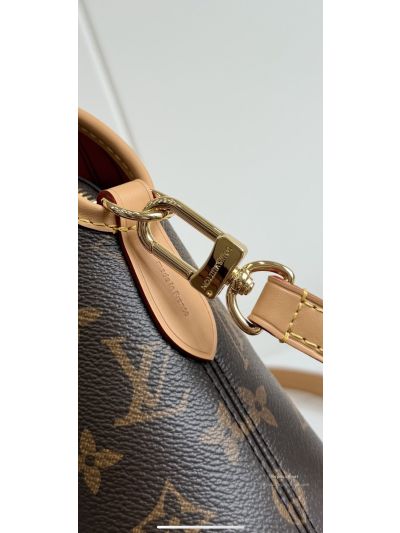 louis-vuitton-brown-monogram-dome-bag-with-front-chain-detail-rxlvj01379-02