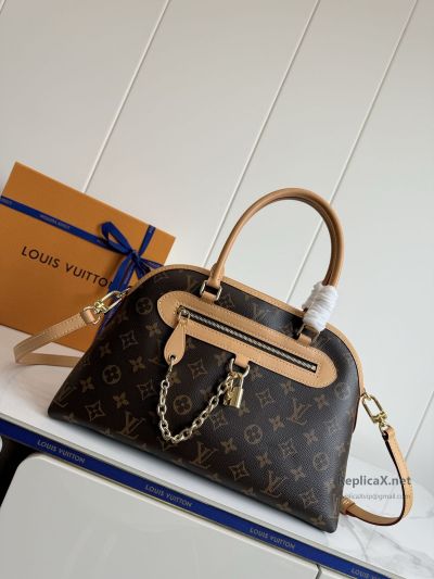 louis-vuitton-brown-monogram-dome-bag-with-front-chain-detail-rxlvj01379-03