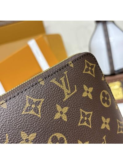 louis-vuitton-brown-monogram-front-zip-pouch-rxlvj01173-02