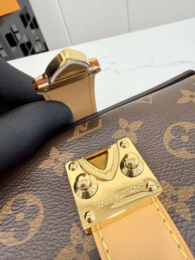 louis-vuitton-brown-monogram-lock-strap-shoulder-bag-rxlvj01201-04