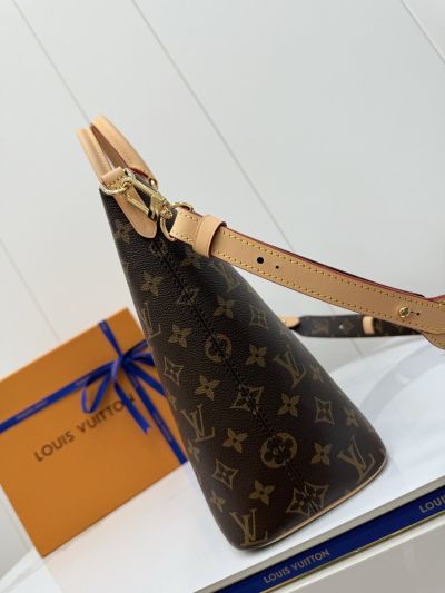 louis-vuitton-brown-monogram-tall-rounded-top-handle-bag-rxlvj01203-14