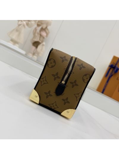 louis-vuitton-brown-monogram-trunk-detail-toiletry-pouch-rxlvj01240-05