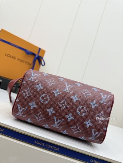 louis-vuitton-burgundy-monogram-cosmetic-pouch-with-lettering-detail-rxlvj01609-04