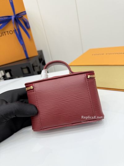 louis-vuitton-burgundy-ribbed-zip-vanity-case-rxlvj01434-03