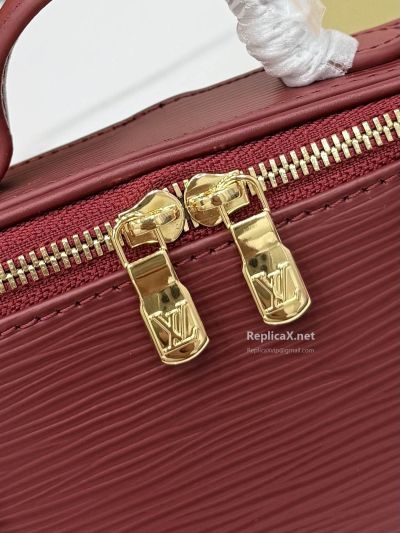 louis-vuitton-burgundy-ribbed-zip-vanity-case-rxlvj01434-04