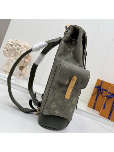 Louis Vuitton Christopher MM Monogram M27080