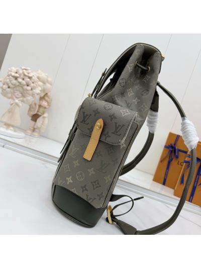 Louis Vuitton Christopher MM Monogram M27080