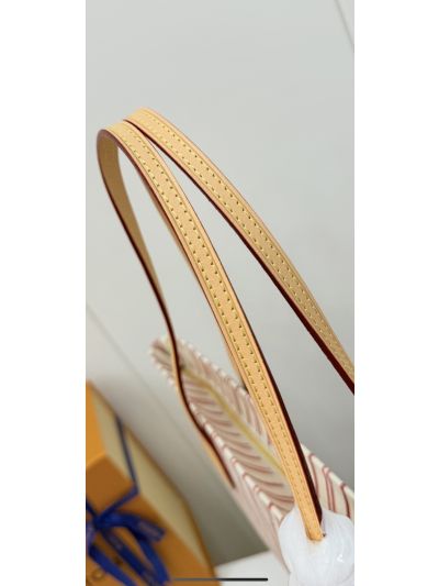 louis-vuitton-cream-and-red-striped-tall-tote-rxlvj01261-02