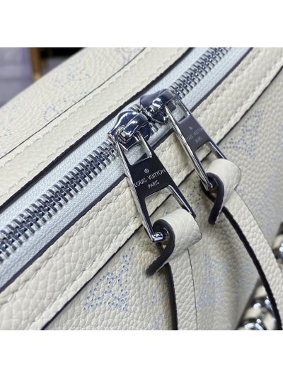 louis-vuitton-cream-perforated-monogram-chain-shoulder-bag-rxlvj01254-06