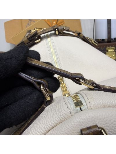 louis-vuitton-cream-shoulder-bag-with-monogram-trim-rxlvj01158-03