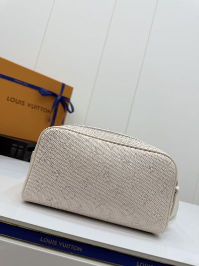 louis-vuitton-cream-textured-monogram-toiletry-pouch-rxlvj01245-03