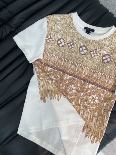 Louis Vuitton Crew Neck Short Sleeve T-Shirt in White and Brown