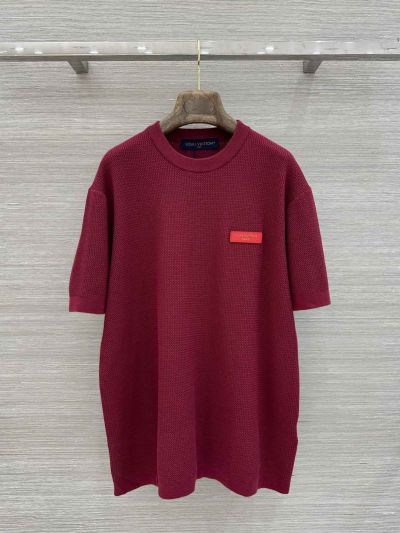 Louis Vuitton Crew Neck Short Sleeve Top in Burgundy