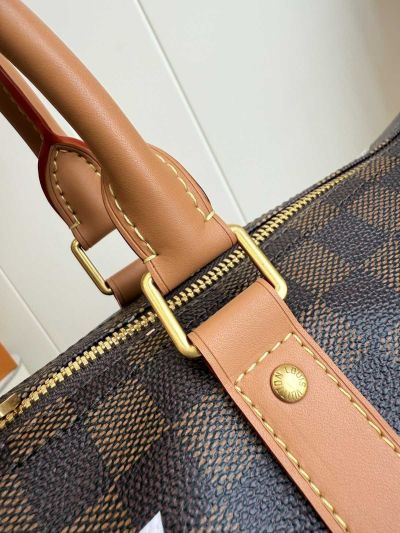 louis-vuitton-damier-graphic-travel-bag-rxlvj01133-12