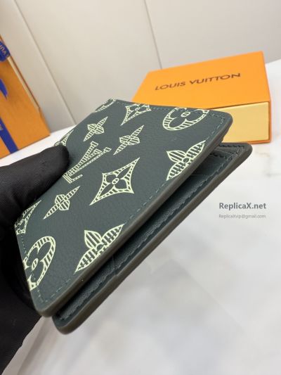 louis-vuitton-dark-green-monogram-bifold-wallet-rxlvj01671-04