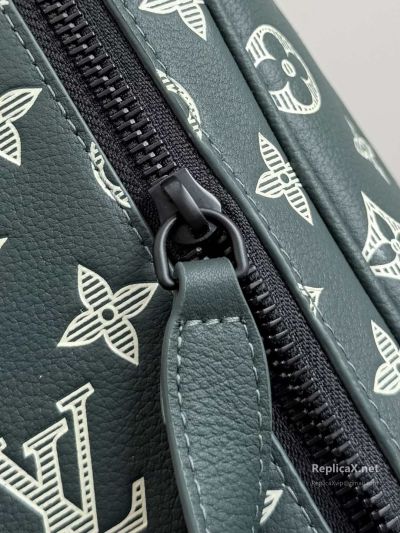 louis-vuitton-dark-green-monogram-toiletry-pouch-rxlvj10184-02