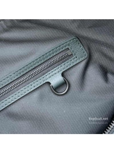louis-vuitton-dark-green-monogram-travel-duffel-rxlvj03121-02