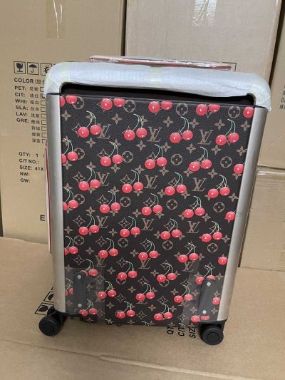 louis-vuitton-dark-monogram-cherry-print-rolling-suitcase-rxlvj01224-08