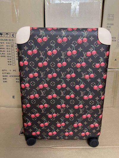 louis-vuitton-dark-monogram-cherry-print-rolling-suitcase-rxlvj01224-09