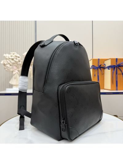 Louis Vuitton Discovery Cargo Backpack 30 Monogram M26765