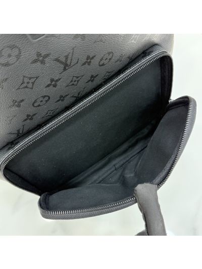 Louis Vuitton Discovery Cargo Backpack 30 Monogram Multicolore M26765