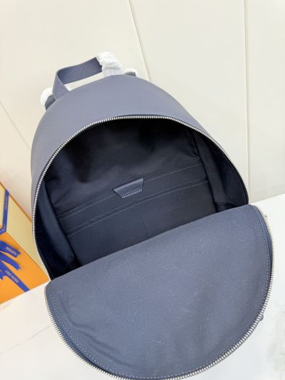Louis Vuitton Discovery Work Aer Backpack 30 Epi M26022
