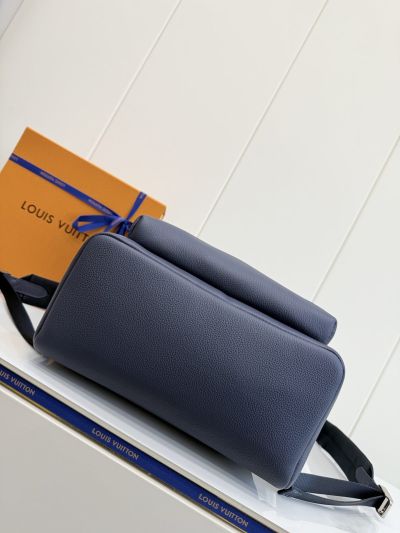 Louis Vuitton Discovery Work Aer Backpack 30 Epi M26022