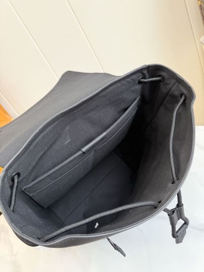 Louis Vuitton Fastline Backpack 30 M15262